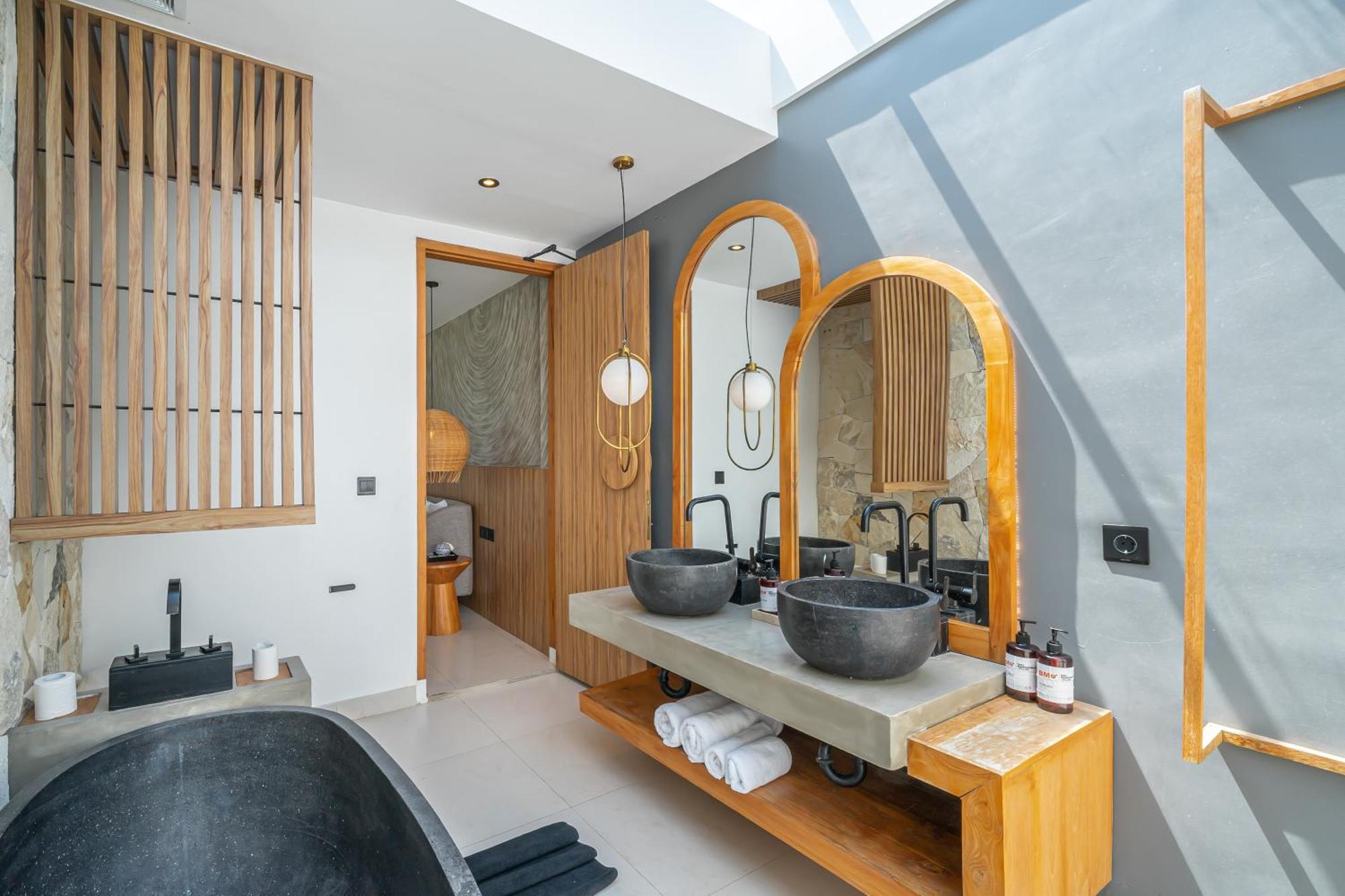 Villa Arunika - Stylish Tropical 2Br Villa Close To Nyanyi Beach! Tabanan  Luaran gambar